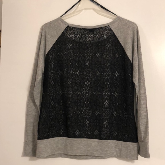 Forever 21 Lace-Back Top - Picture 2 of 2